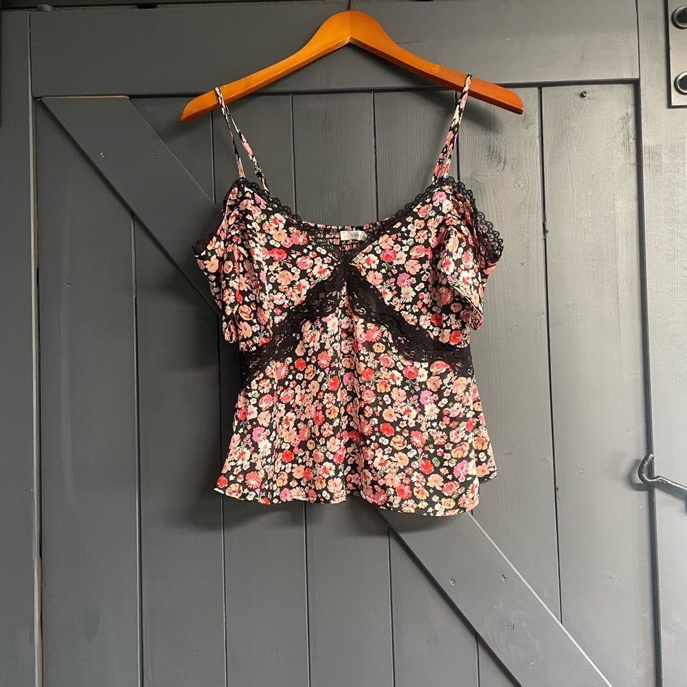 Lush Black Floral Lace-Trim Camisole with Pink Blooms